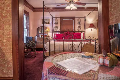 Photo 2 - Cliff Cottage Inn - Victorian B&B and Boutique Hotel