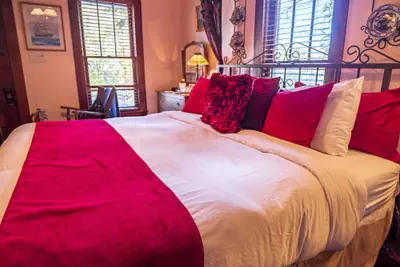 Photo 3 - Cliff Cottage Inn - Victorian B&B and Boutique Hotel