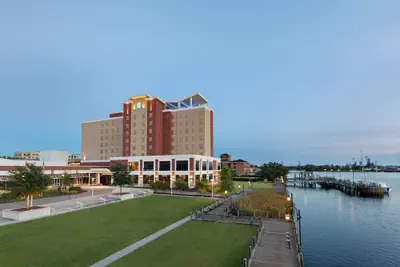 Photo 2 - Embassy Suites by Hilton Wilmington Riverfront