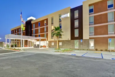 Photo 2 - Home2 Suites by Hilton Azusa
