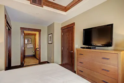Photo 3 - Luxury  At Base Of Peak 8 + Epic Discovery Activities 1 Bedroom Condo by RedAwning