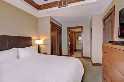 Photo 4 - Luxury  At Base Of Peak 8 + Epic Discovery Activities 1 Bedroom Condo by RedAwning