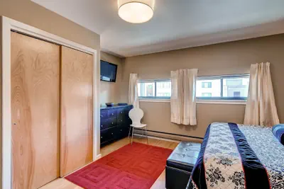 Photo 3 - Plaza 1407