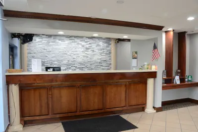 Photo 4 - Gateway Inn and Suites