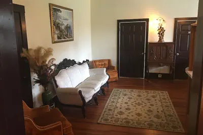 Photo 4 - The DeLand Hotel