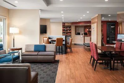 Photo 5 - TownePlace Suites by Marriott Cleveland