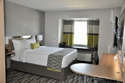 Photo 2 - Microtel Inn & Suites by Wyndham Lubbock