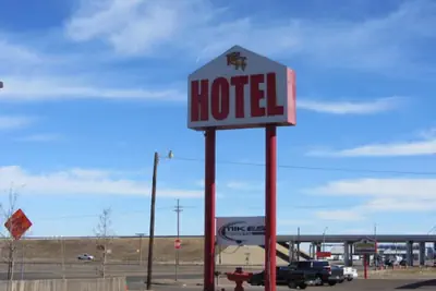 Photo 2 - Reddy Hotel