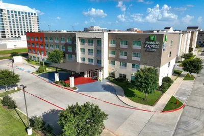Photo 2 - Holiday Inn Express & Suites Dallas NW - Farmers Branch by IHG