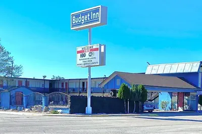 Photo 2 - Budget Inn
