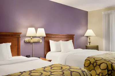 Photo 5 - Baymont by Wyndham Springfield I-44