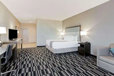 Photo 5 - La Quinta Inn & Suites by Wyndham Sweetwater East