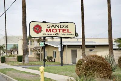 Photo 2 - Sands Motel