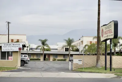 Photo 3 - Sands Motel