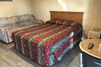 Photo 3 - Pala Motel