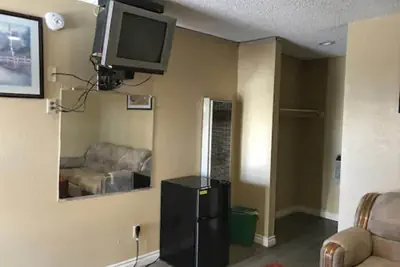 Photo 4 - Pala Motel