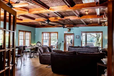 Photo 3 - The Long View Lodge