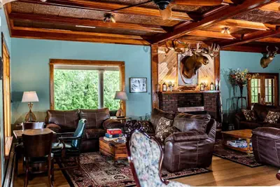 Photo 4 - The Long View Lodge
