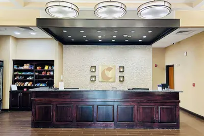 Photo 3 - Comfort Inn & Suites Shawnee - Kansas City