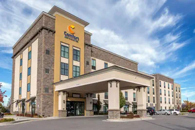 Photo 2 - Comfort Inn & Suites Salt Lake City Airport