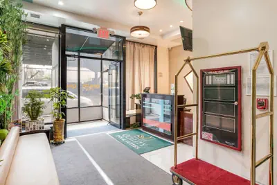 Photo 3 - Quality Inn near Sunset Park