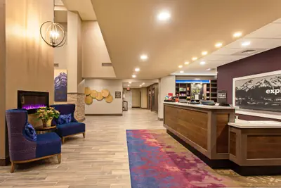 Photo 4 - Hampton Inn & Suites Leavenworth