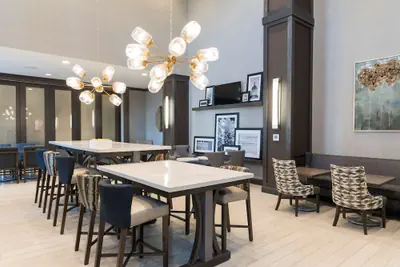 Photo 3 - Hampton  Inn & Suites Indianapolis-Keystone