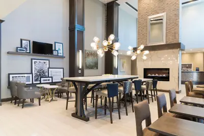 Photo 4 - Hampton  Inn & Suites Indianapolis-Keystone