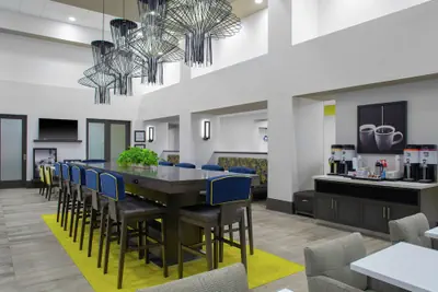 Photo 3 - Hampton Inn & Suites Irvine-Orange County Airport