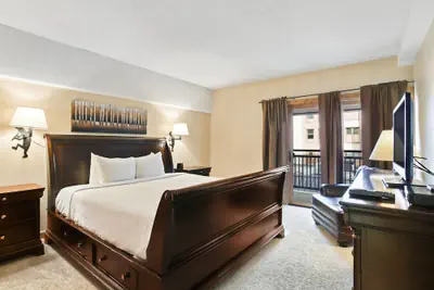 Photo 3 - Perfectly Located 1br - Steps To Ski & Apres Fun - Sleeps 4 1 Bedroom Condo by RedAwning