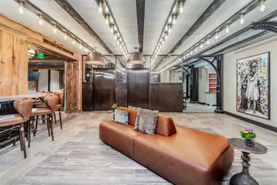 Photo 3 - The Mercantile Hotel New Orleans