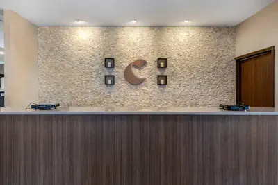 Photo 3 - Comfort Suites Fort Lauderdale Airport & Cruise Port