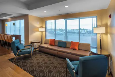 Photo 5 - TownePlace Suites by Marriott Milwaukee Oak Creek