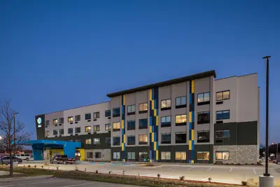 Photo 2 - Tru by Hilton Garland Richardson