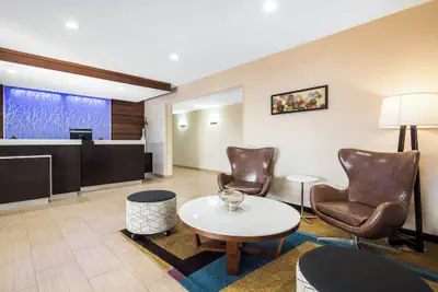 Photo 4 - Fairfield Inn & Suites by Marriott Santa Fe