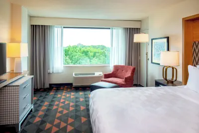 Photo 5 - Holiday Inn Newport News - Hampton by IHG