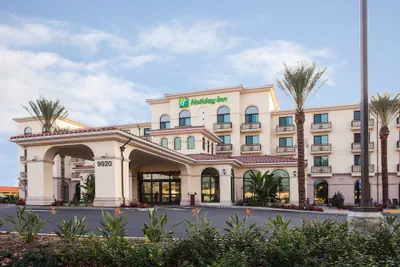 Photo 2 - Holiday Inn El Monte - Los Angeles by IHG
