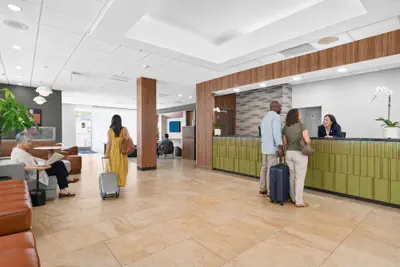 Photo 3 - Gateway Hotel Santa Monica