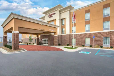 Photo 2 - Hampton Inn Vincennes