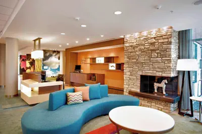 Photo 2 - Fairfield Inn & Suites by Marriott Phoenix Tempe/Airport