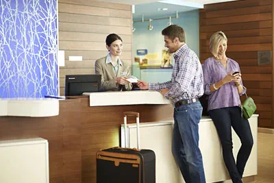 Photo 4 - Fairfield Inn & Suites by Marriott Phoenix Tempe/Airport