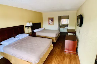 Photo 5 - La Vista Inn