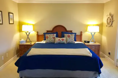 Photo 4 - The B & B at Queenslake