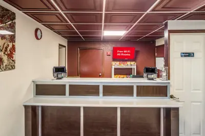 Photo 5 - Red Roof Inn Chicago - Alsip