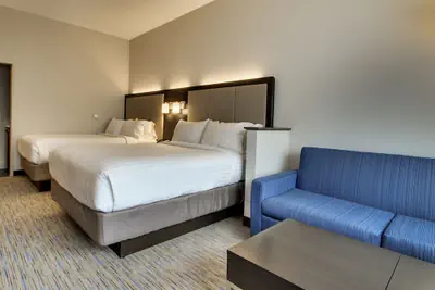 Photo 5 - Holiday Inn Express & Suites Summerville by IHG
