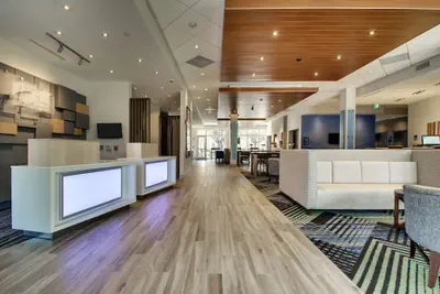 Photo 3 - Holiday Inn Express & Suites Summerville by IHG