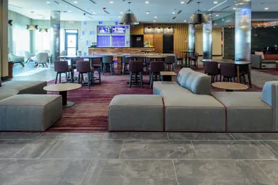 Photo 5 - Courtyard by Marriott Lake Jackson