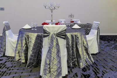 Photo 3 - Courtyard by Marriott Lake Jackson