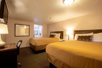 Photo 5 - Celilo Inn