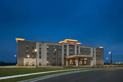 Photo 2 - Hampton Inn Wichita Northwest